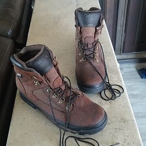 Cabela's hiking boots